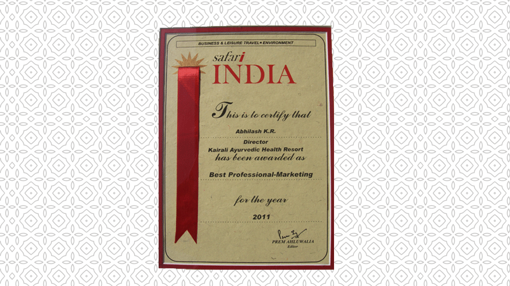 Kairali's Director Abhilash K.R gets Safari India's  'Best Professional in Marketing' Award 2011